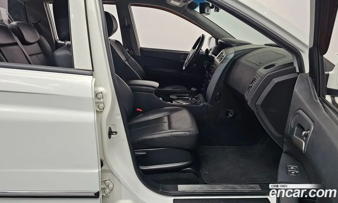 SsangYong Korando 2015 2.0 автомат (гидро), фото 15 SsangYong Korando 2015 2.0 автомат (гидро), фото 15