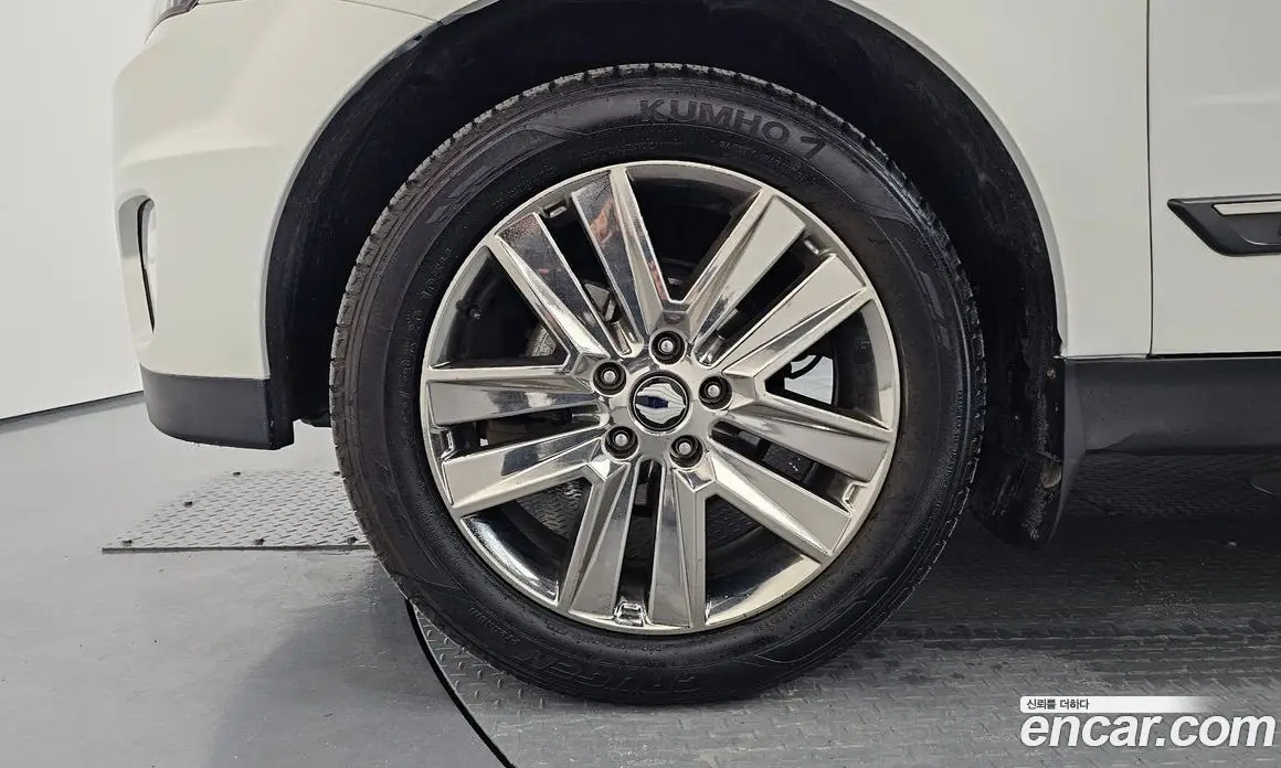 SsangYong Korando 2015 2.0 автомат (гидро), фото 4 SsangYong Korando 2015 2.0 автомат (гидро), фото 4