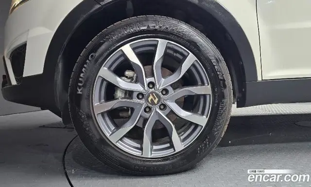 SsangYong Korando 2015 2.0 автомат (гидро), миниатюра 5