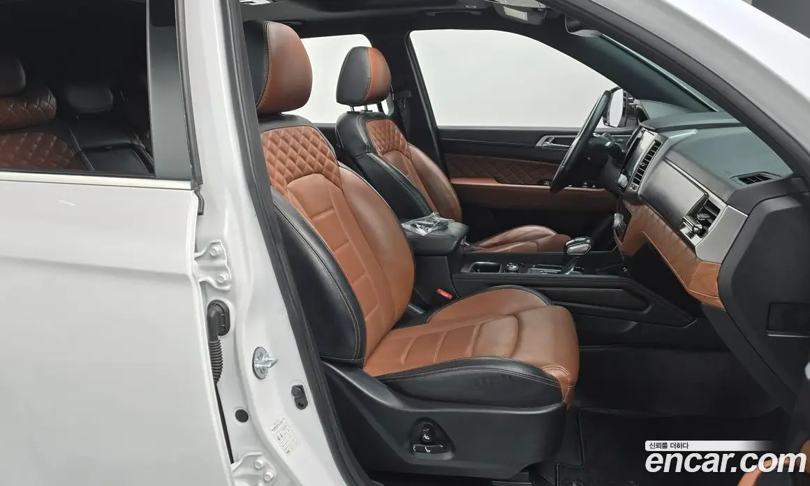 SsangYong Rexton 2018 2.2 автомат (гидро), фото 15 SsangYong Rexton 2018 2.2 автомат (гидро), фото 15