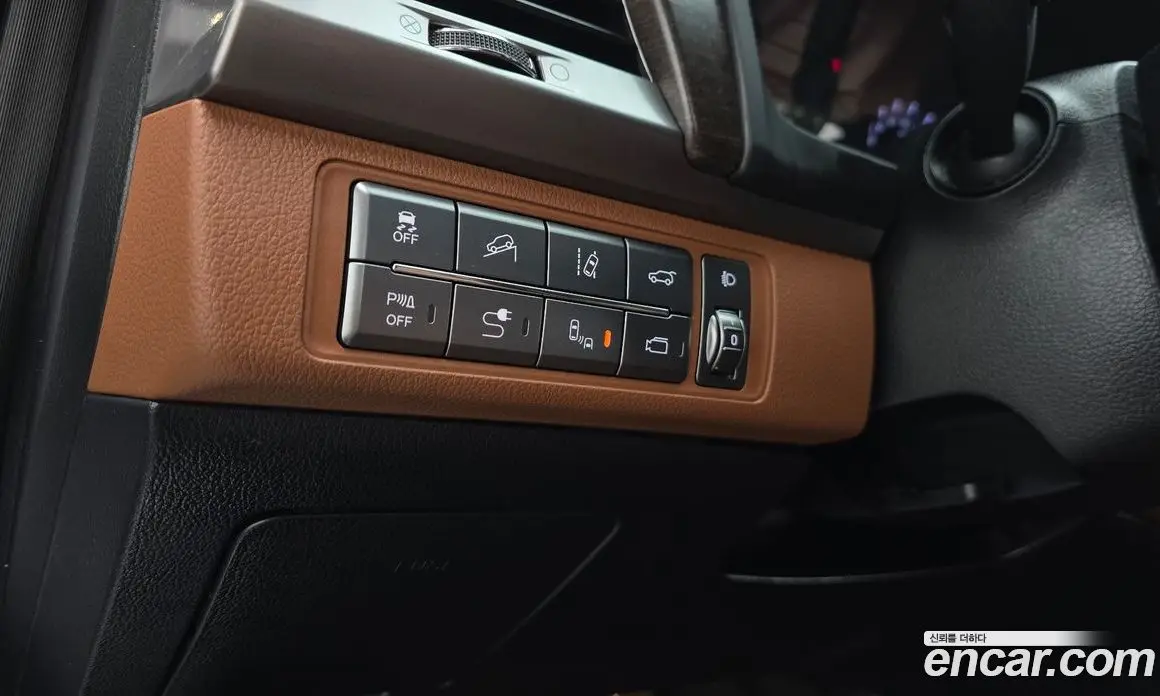 SsangYong Rexton 2018 2.2 автомат (гидро), фото 21 SsangYong Rexton 2018 2.2 автомат (гидро), фото 21