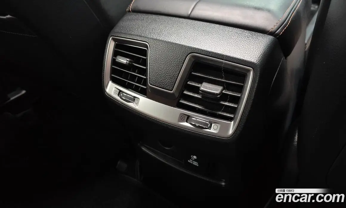 SsangYong Rexton 2018 2.2 автомат (гидро), фото 30 SsangYong Rexton 2018 2.2 автомат (гидро), фото 30