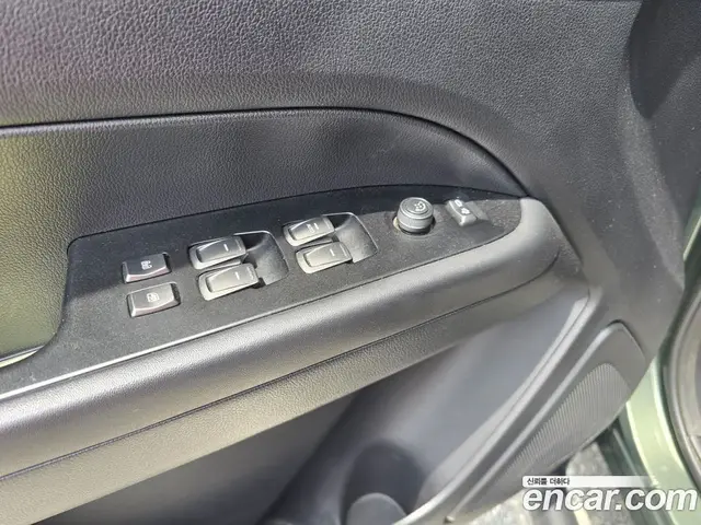 SsangYong Rexton 2022 2.2 автомат (гидро), миниатюра 9 SsangYong Rexton 2022 2.2 автомат (гидро), миниатюра 9