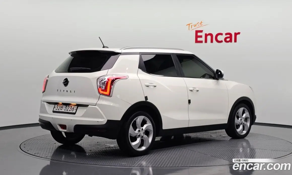 SsangYong TIBOLI 2015 1.6 автомат (гидро), фото 1 SsangYong TIBOLI 2015 1.6 автомат (гидро), фото 1
