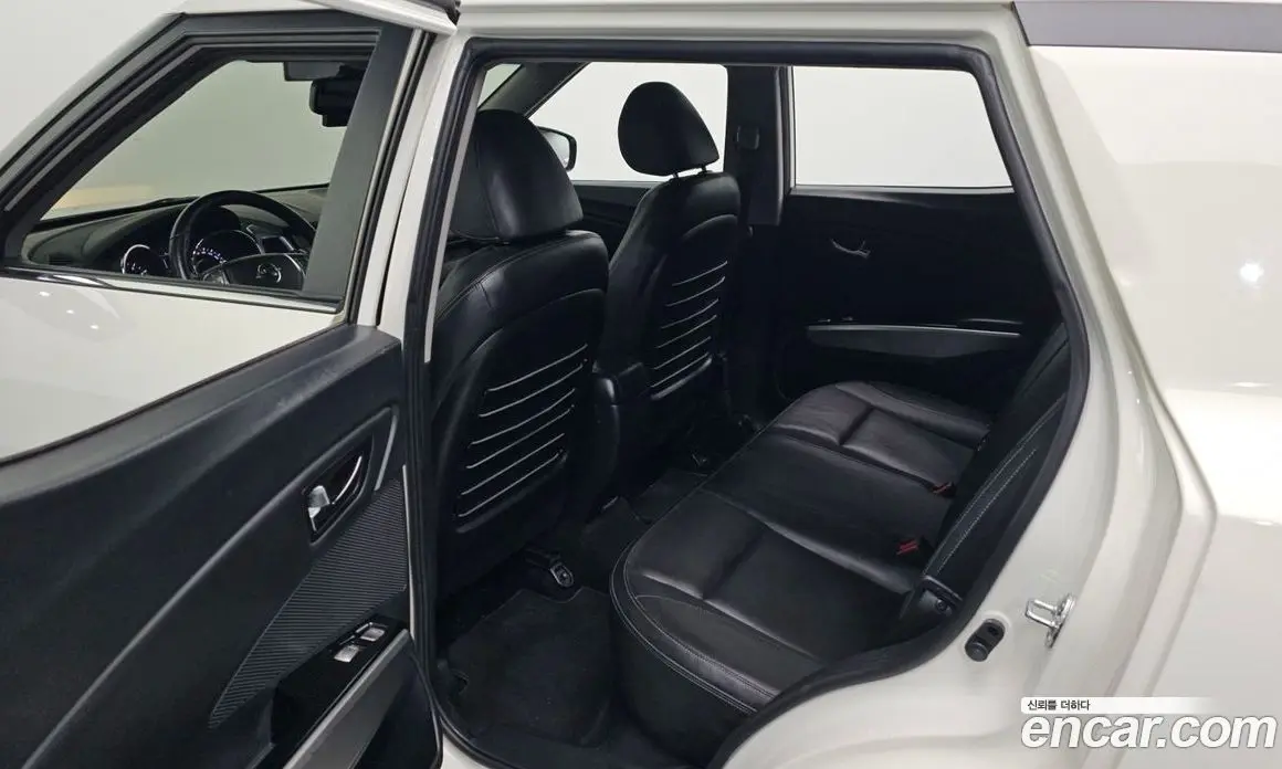 SsangYong TIBOLI 2015 1.6 автомат (гидро), фото 17 SsangYong TIBOLI 2015 1.6 автомат (гидро), фото 17
