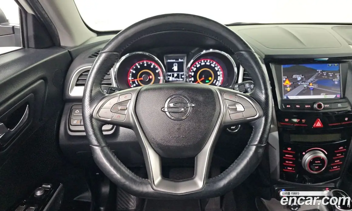 SsangYong TIBOLI 2015 1.6 автомат (гидро), фото 18 SsangYong TIBOLI 2015 1.6 автомат (гидро), фото 18
