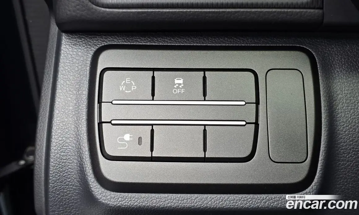 SsangYong TIBOLI 2016 1.6 автомат (гидро), фото 14