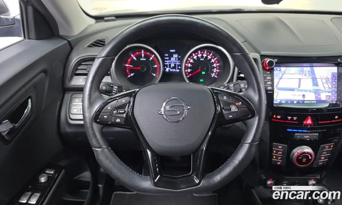 SsangYong TIBOLI 2016 1.6 автомат (гидро), фото 15