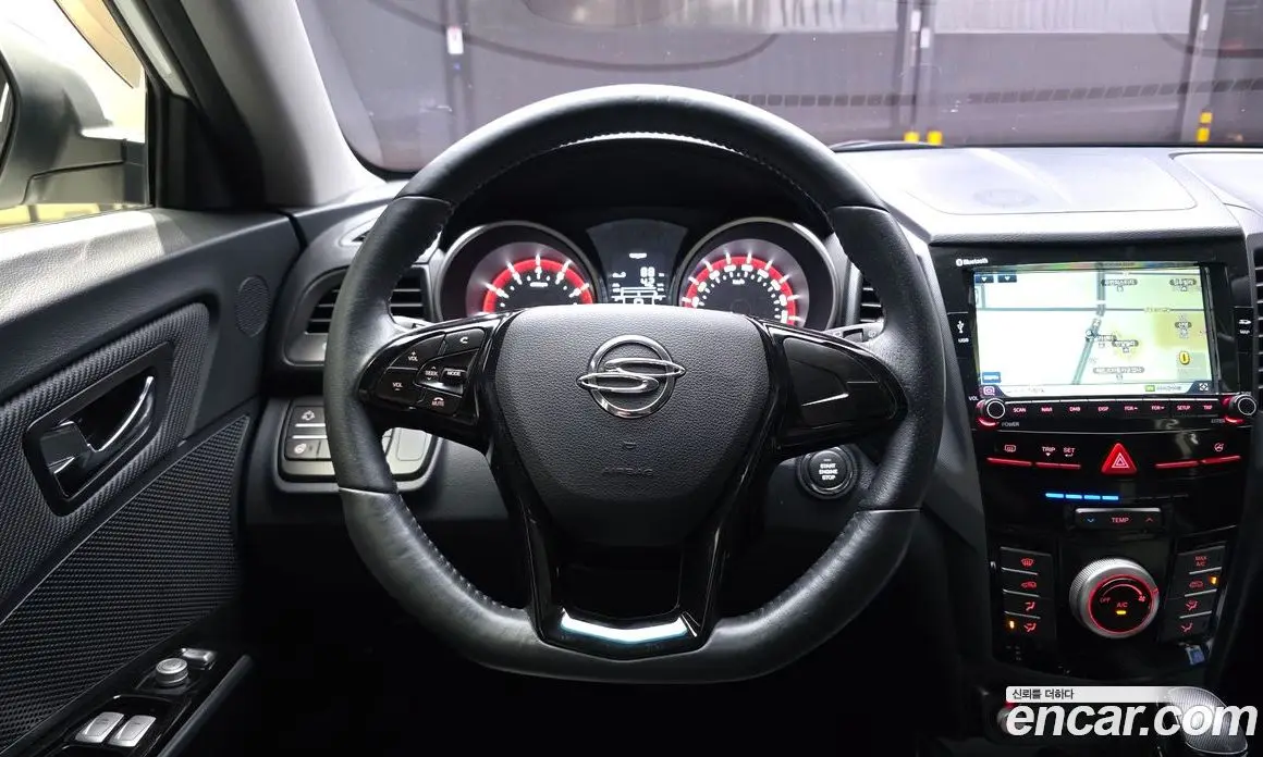 SsangYong TIBOLI 2016 1.6 автомат (гидро), фото 13