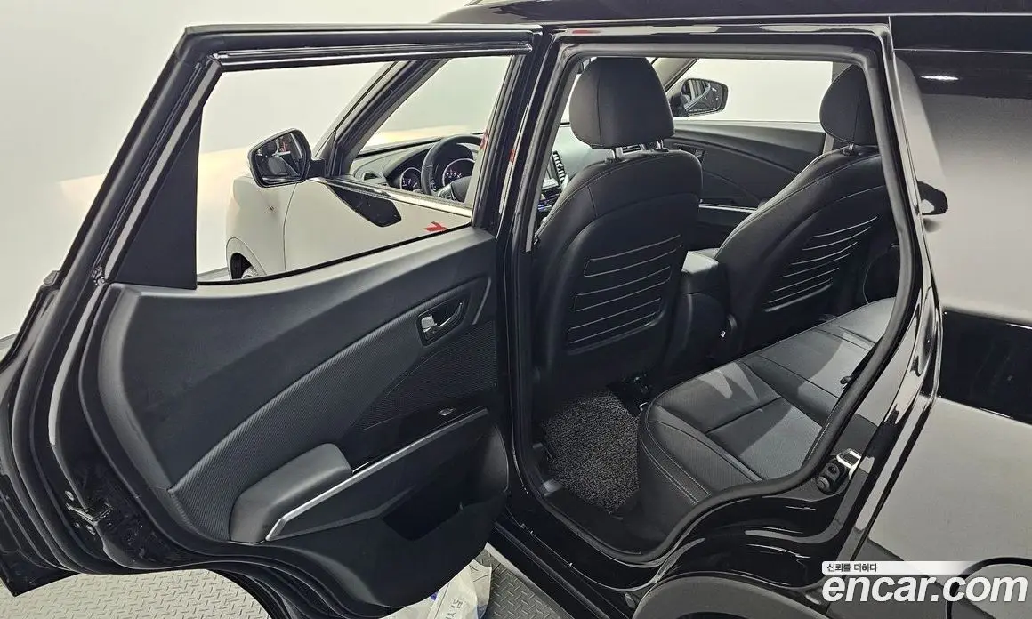 SsangYong TIBOLI 2019 1.6 автомат (гидро), фото 25 SsangYong TIBOLI 2019 1.6 автомат (гидро), фото 25