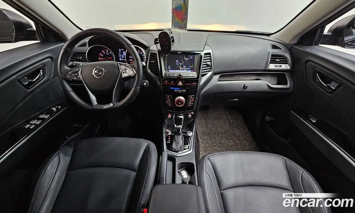 SsangYong TIBOLI 2019 1.6 автомат (гидро), фото 10 SsangYong TIBOLI 2019 1.6 автомат (гидро), фото 10