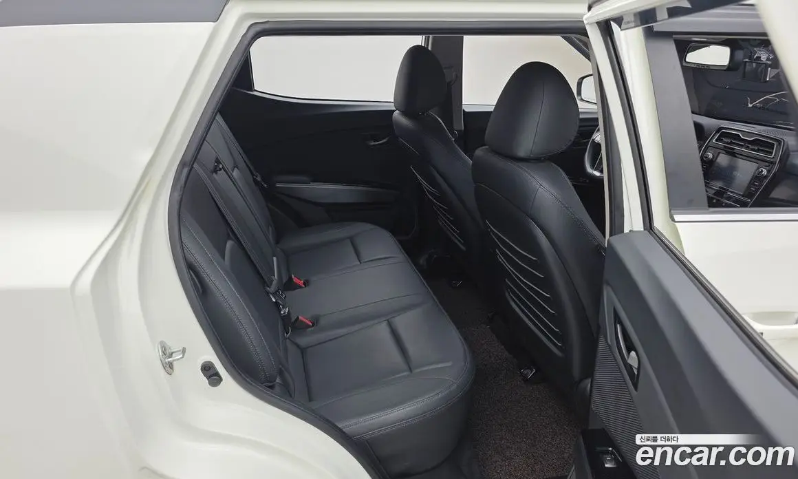 SsangYong TIBOLI 2021 1.5 автомат (гидро), фото 12 SsangYong TIBOLI 2021 1.5 автомат (гидро), фото 12
