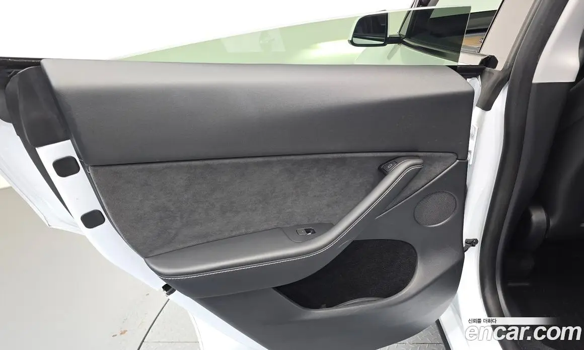 Tesla Model Y 2023 0.2 автомат (гидро), фото 14 Tesla Model Y 2023 0.2 автомат (гидро), фото 14
