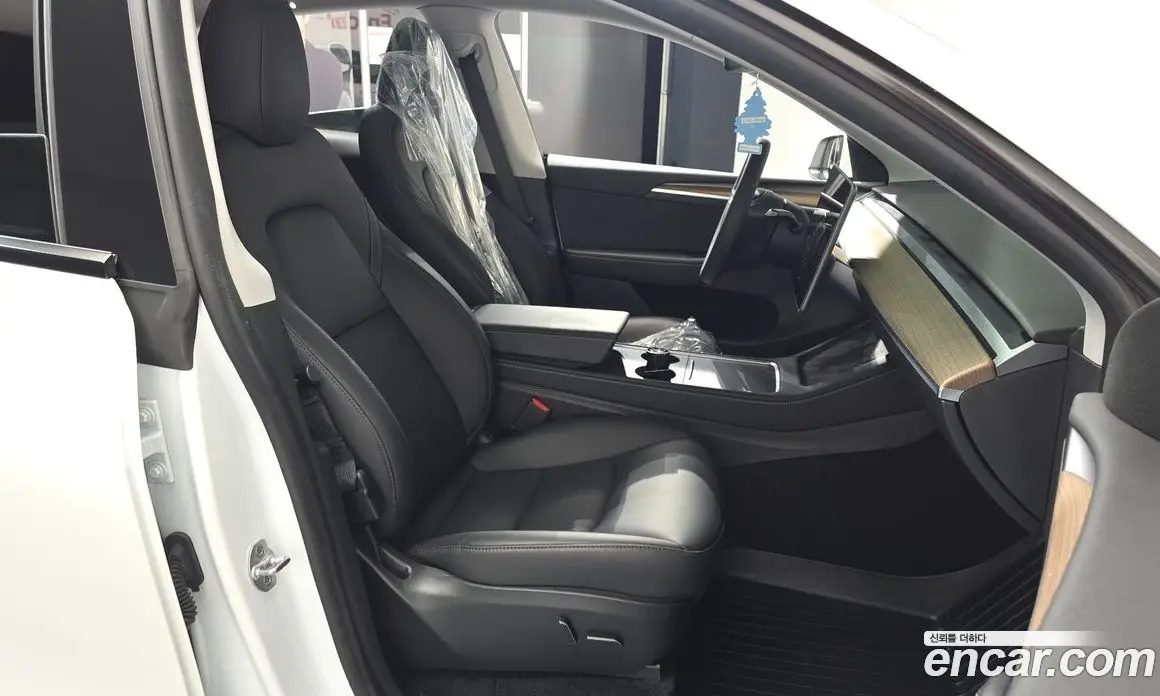 Tesla Model Y 2023 0.2 автомат (гидро), фото 15 Tesla Model Y 2023 0.2 автомат (гидро), фото 15