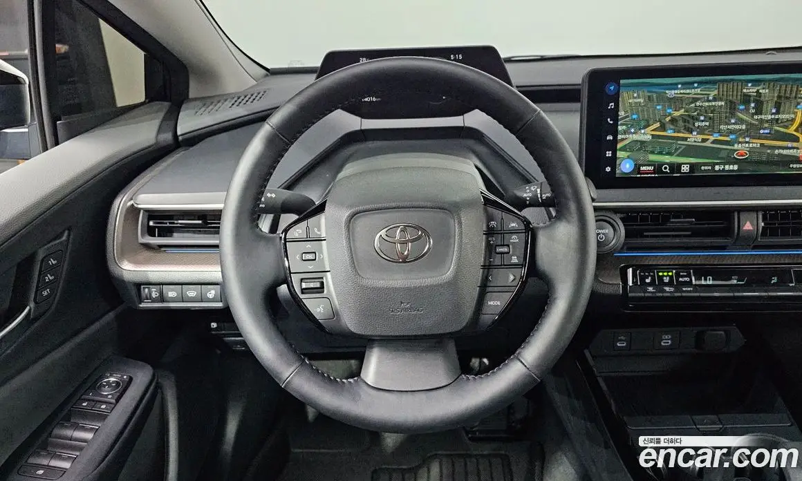 Toyota Prius 2025 2.0 автомат (гидро), фото 13 Toyota Prius 2025 2.0 автомат (гидро), фото 13