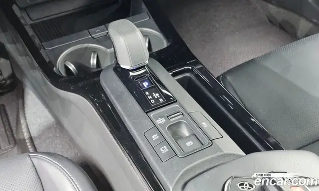 Toyota Prius 2025 2.0 автомат (гидро), миниатюра 9 Toyota Prius 2025 2.0 автомат (гидро), миниатюра 9