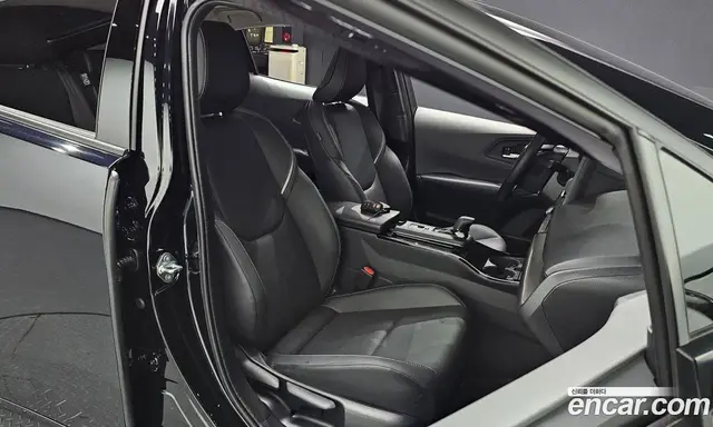 Toyota Prius 2025 2.0 автомат (гидро), миниатюра 10 Toyota Prius 2025 2.0 автомат (гидро), миниатюра 10