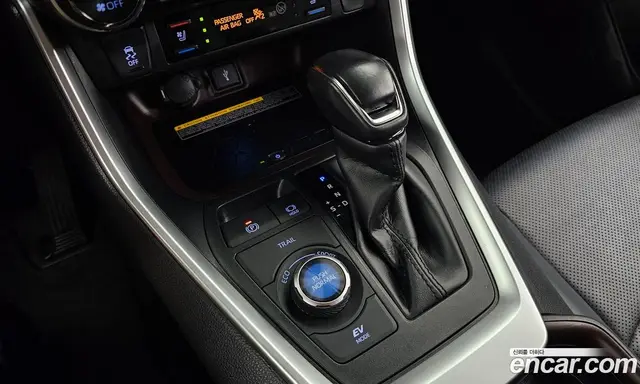 Toyota RAV4 2021 2.5 автомат (гидро), миниатюра 12