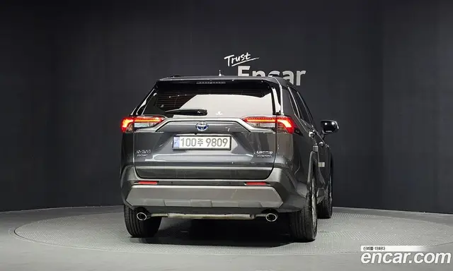 Toyota RAV4 2021 2.5 автомат (гидро), миниатюра 4 Toyota RAV4 2021 2.5 автомат (гидро), миниатюра 4