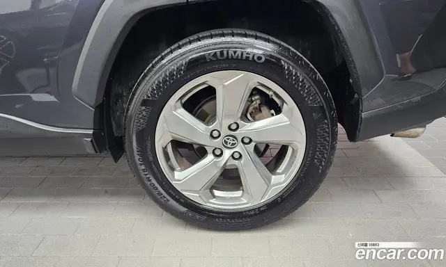 Toyota RAV4 2021 2.5 автомат (гидро), миниатюра 7 Toyota RAV4 2021 2.5 автомат (гидро), миниатюра 7
