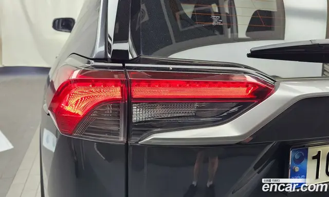 Toyota RAV4 2021 2.5 автомат (гидро), миниатюра 9 Toyota RAV4 2021 2.5 автомат (гидро), миниатюра 9
