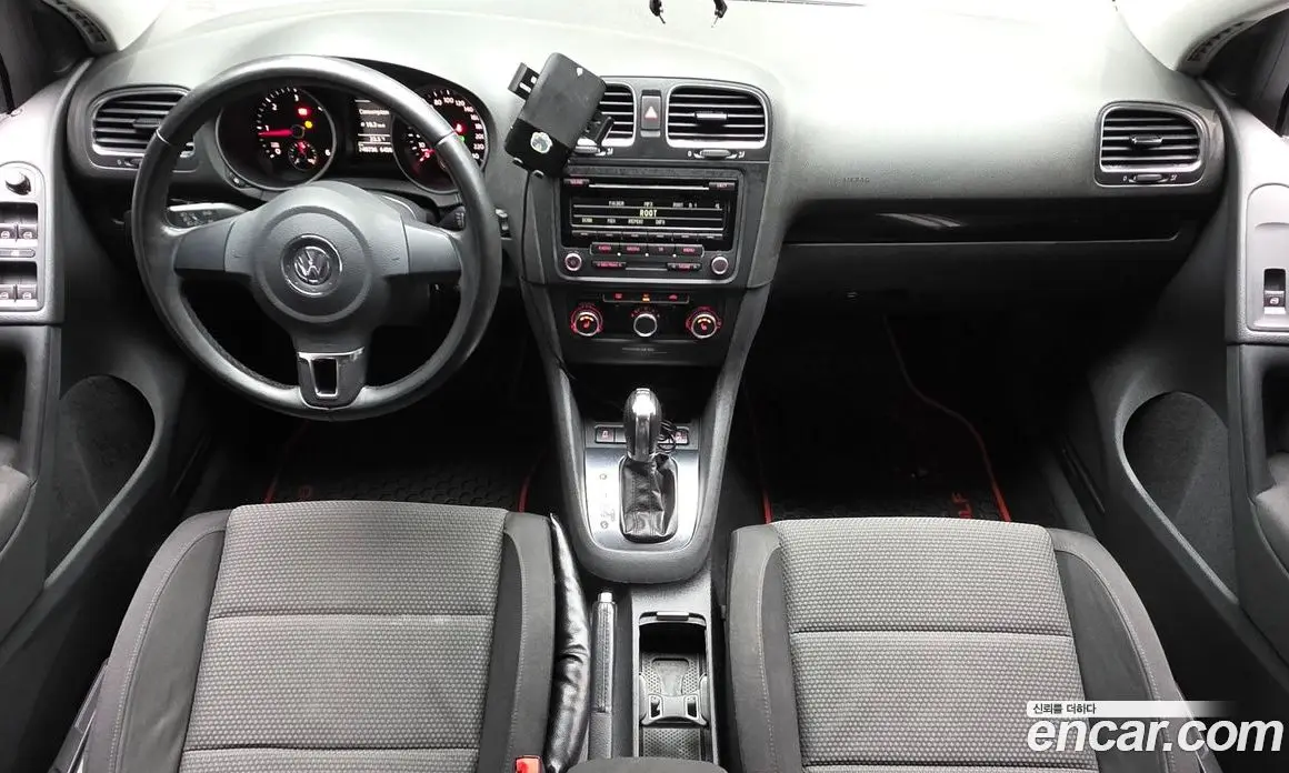 Volkswagen Golf 2012 1.6 автомат (гидро), фото 7 Volkswagen Golf 2012 1.6 автомат (гидро), фото 7