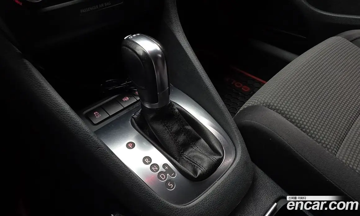Volkswagen Golf 2012 1.6 автомат (гидро), фото 9 Volkswagen Golf 2012 1.6 автомат (гидро), фото 9