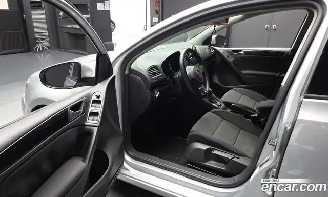 Volkswagen Golf 2012 1.6 автомат (гидро), миниатюра 10 Volkswagen Golf 2012 1.6 автомат (гидро), миниатюра 10