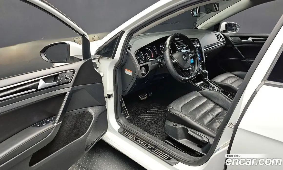 Volkswagen Golf 2015 2.0 автомат (гидро), фото 11 Volkswagen Golf 2015 2.0 автомат (гидро), фото 11