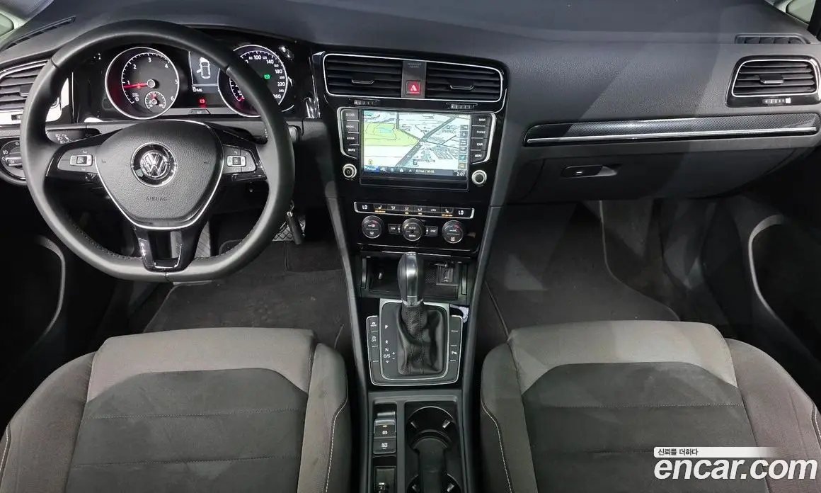 Volkswagen Golf 2015 2.0 автомат (гидро), фото 7 Volkswagen Golf 2015 2.0 автомат (гидро), фото 7