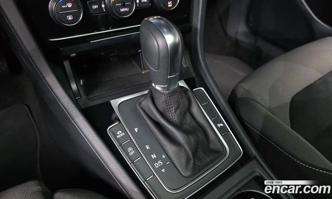 Volkswagen Golf 2015 2.0 автомат (гидро), фото 9 Volkswagen Golf 2015 2.0 автомат (гидро), фото 9
