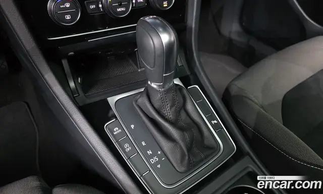 Volkswagen Golf 2015 2.0 автомат (гидро), миниатюра 9 Volkswagen Golf 2015 2.0 автомат (гидро), миниатюра 9