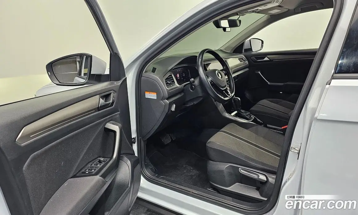 Volkswagen T-Roc 2021 2.0 автомат (гидро), фото 13
