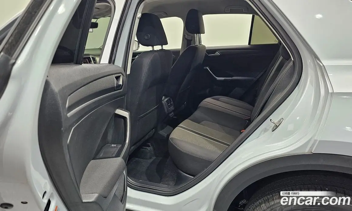 Volkswagen T-Roc 2021 2.0 автомат (гидро), фото 16