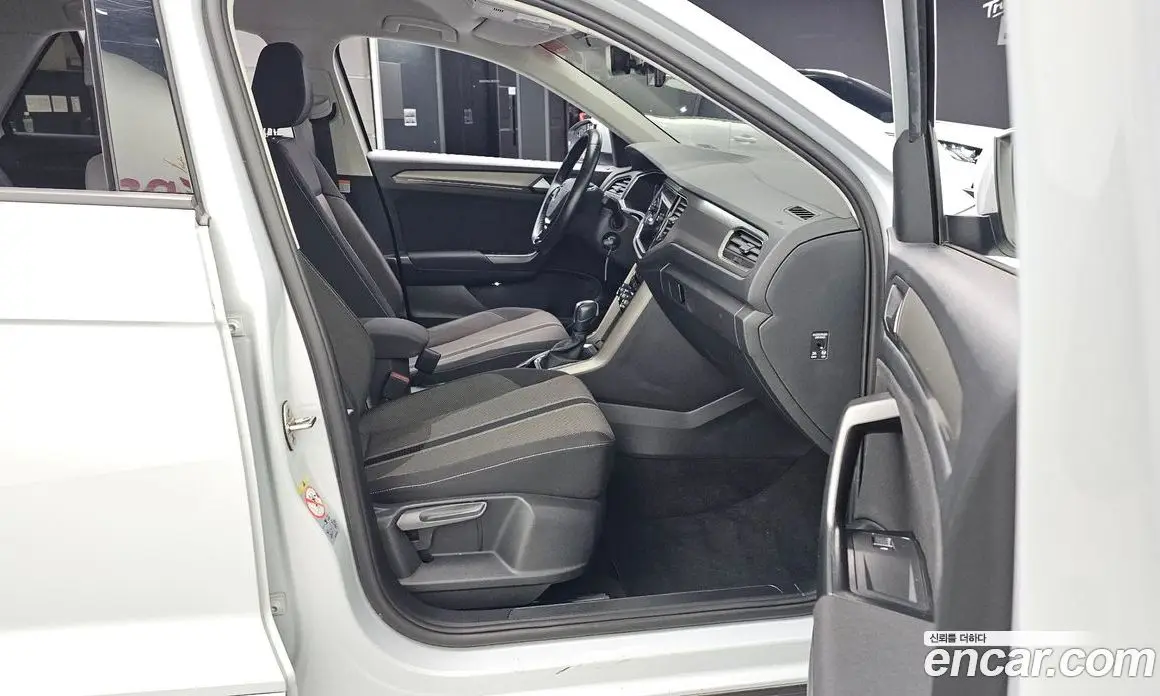 Volkswagen T-Roc 2021 2.0 автомат (гидро), фото 17