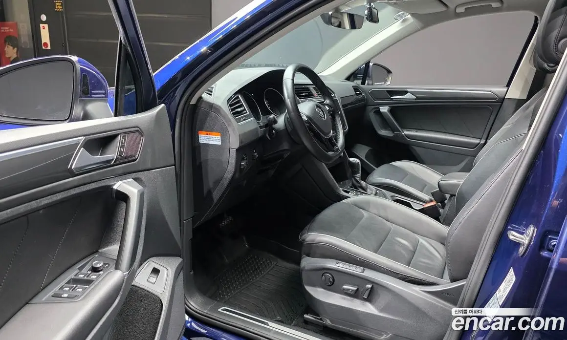 Volkswagen Tiguan 2018 2.0 автомат (гидро), фото 13 Volkswagen Tiguan 2018 2.0 автомат (гидро), фото 13