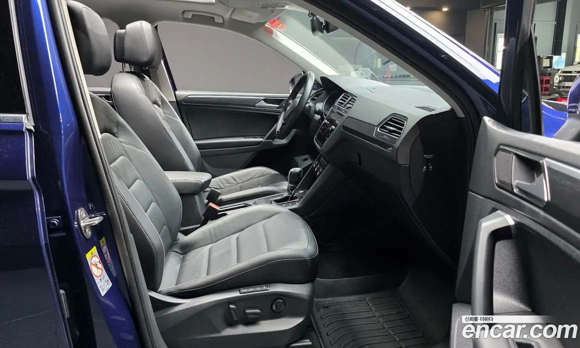 Volkswagen Tiguan 2018 2.0 автомат (гидро), фото 16 Volkswagen Tiguan 2018 2.0 автомат (гидро), фото 16