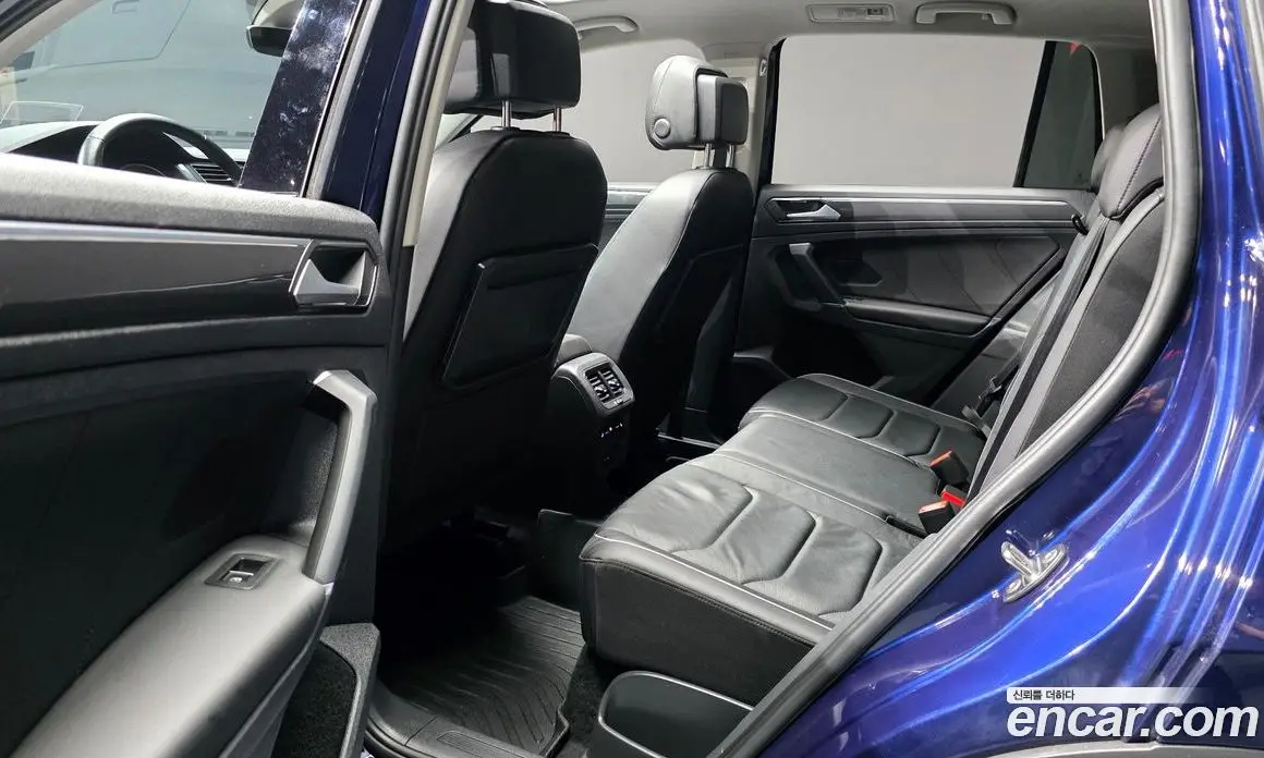 Volkswagen Tiguan 2018 2.0 автомат (гидро), фото 18 Volkswagen Tiguan 2018 2.0 автомат (гидро), фото 18