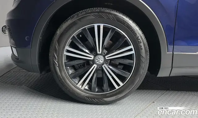 Volkswagen Tiguan 2018 2.0 автомат (гидро), миниатюра 5 Volkswagen Tiguan 2018 2.0 автомат (гидро), миниатюра 5