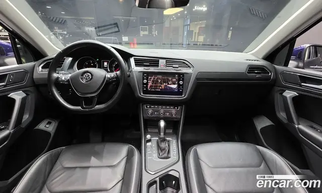Volkswagen Tiguan 2018 2.0 автомат (гидро), миниатюра 10 Volkswagen Tiguan 2018 2.0 автомат (гидро), миниатюра 10