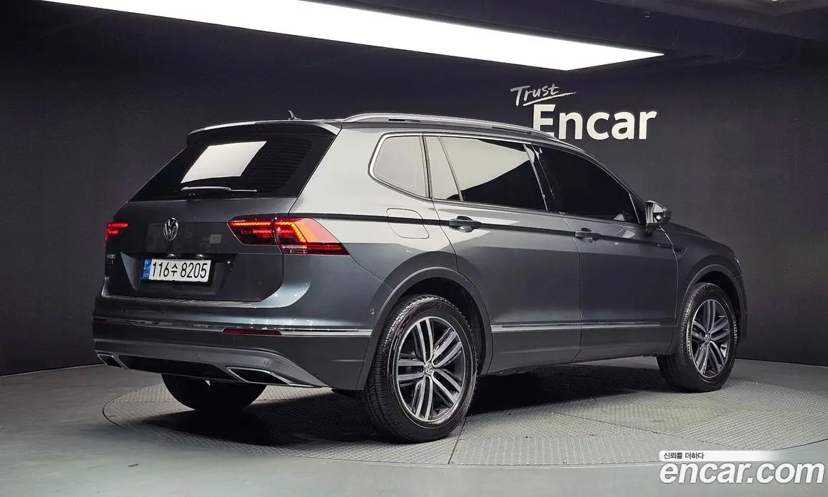 Volkswagen Tiguan 2020 2.0 автомат (гидро), фото 2 Volkswagen Tiguan 2020 2.0 автомат (гидро), фото 2