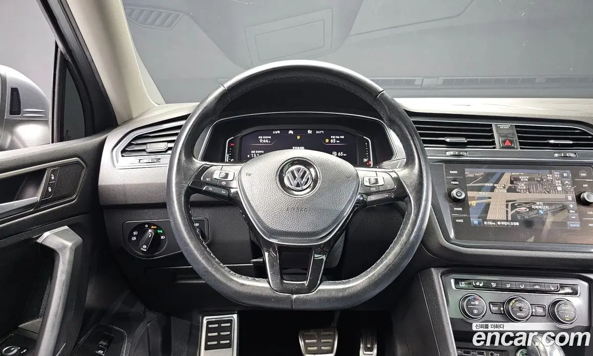 Volkswagen Tiguan 2020 2.0 автомат (гидро), фото 12 Volkswagen Tiguan 2020 2.0 автомат (гидро), фото 12
