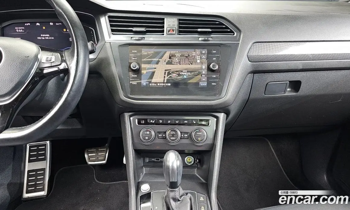 Volkswagen Tiguan 2020 2.0 автомат (гидро), фото 13 Volkswagen Tiguan 2020 2.0 автомат (гидро), фото 13