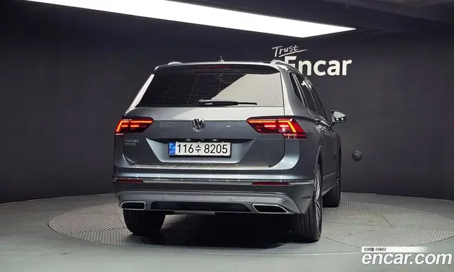 Volkswagen Tiguan 2020 2.0 автомат (гидро), миниатюра 4 Volkswagen Tiguan 2020 2.0 автомат (гидро), миниатюра 4