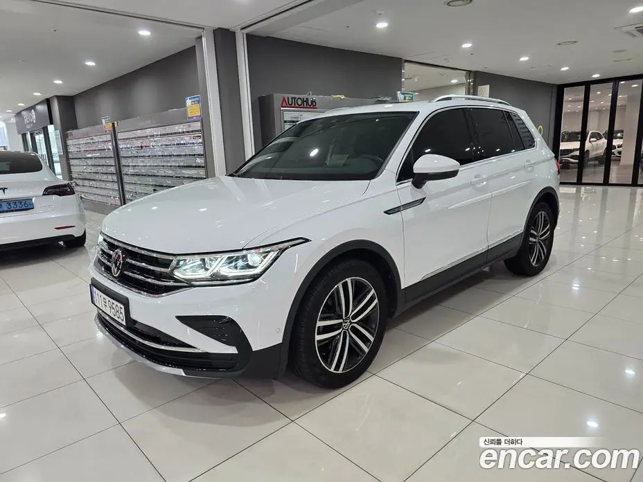 Volkswagen Tiguan 2022 2.0 автомат (гидро), фото 2 Volkswagen Tiguan 2022 2.0 автомат (гидро), фото 2