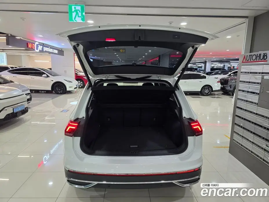 Volkswagen Tiguan 2022 2.0 автомат (гидро), фото 6 Volkswagen Tiguan 2022 2.0 автомат (гидро), фото 6