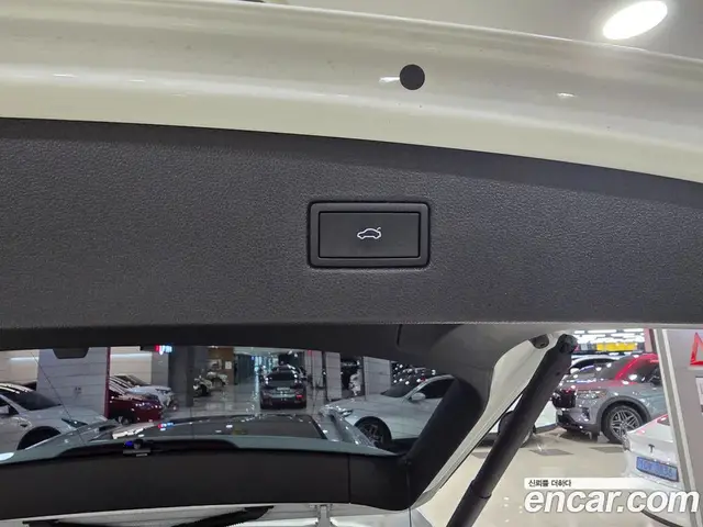 Volkswagen Tiguan 2022 2.0 автомат (гидро), миниатюра 7 Volkswagen Tiguan 2022 2.0 автомат (гидро), миниатюра 7