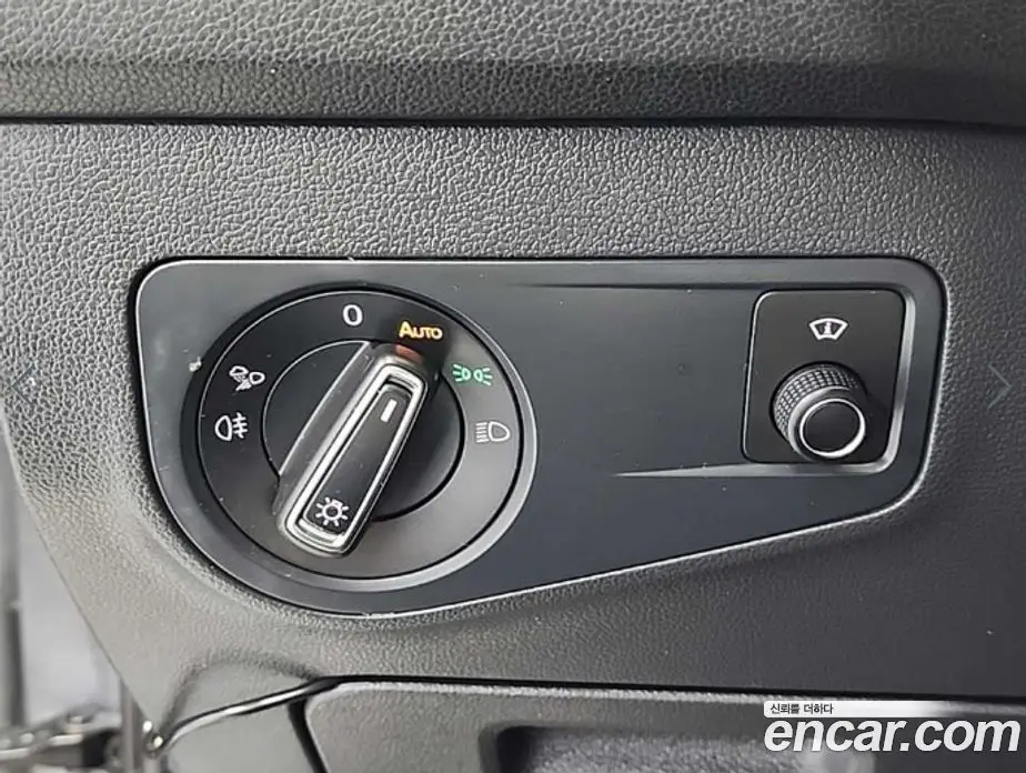 Volkswagen Tiguan 2022 2.0 автомат (гидро), фото 18 Volkswagen Tiguan 2022 2.0 автомат (гидро), фото 18