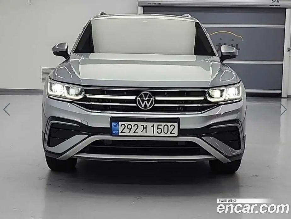 Volkswagen Tiguan 2022 2.0 автомат (гидро), фото 3 Volkswagen Tiguan 2022 2.0 автомат (гидро), фото 3