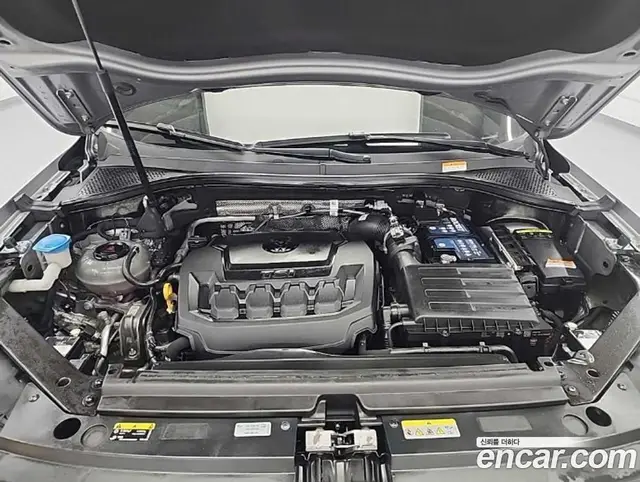 Volkswagen Tiguan 2022 2.0 автомат (гидро), миниатюра 5 Volkswagen Tiguan 2022 2.0 автомат (гидро), миниатюра 5